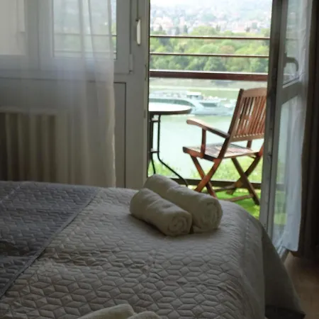 Duna View * Budapest